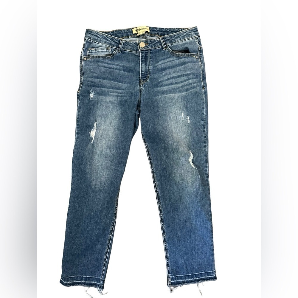 Democracy “flex-ellent” crop raw hem distressed embroidered jeans size 10